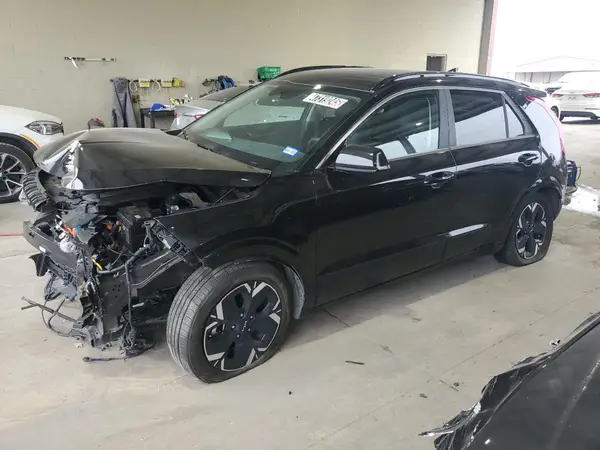 KNDCR3L17R5103778 2024 KIA NIRO - Image 1