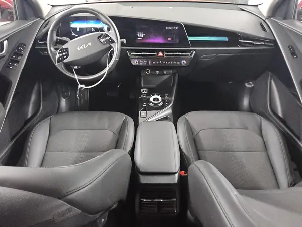 KNDCR3L17R5110424 2024 KIA NIRO - Image 8