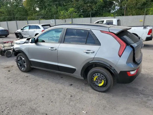 KNDCR3L17R5112142 2024 KIA NIRO - Image 2