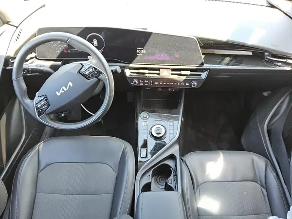 KNDCR3L17R5122380 2024 KIA NIRO - Image 8