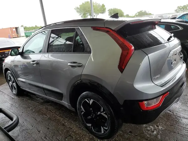 KNDCR3L17R5127191 2024 KIA NIRO - Image 2