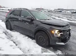 KNDCR3L17S5135104 2025 KIA NIRO