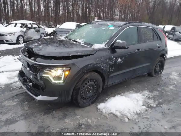 KNDCR3L17S5135104 2025 KIA NIRO - Image 2