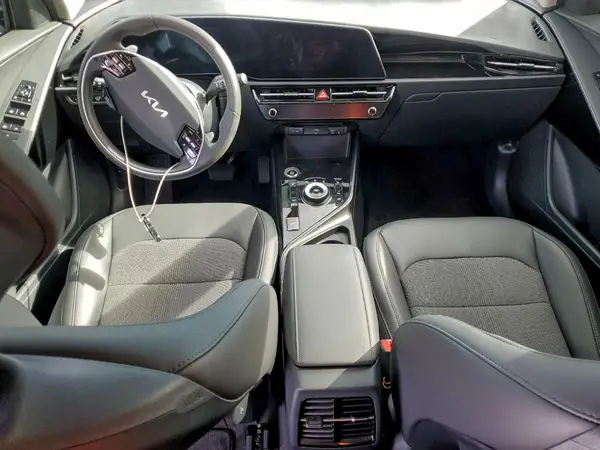 KNDCR3L17S5143350 2025 KIA NIRO - Image 8