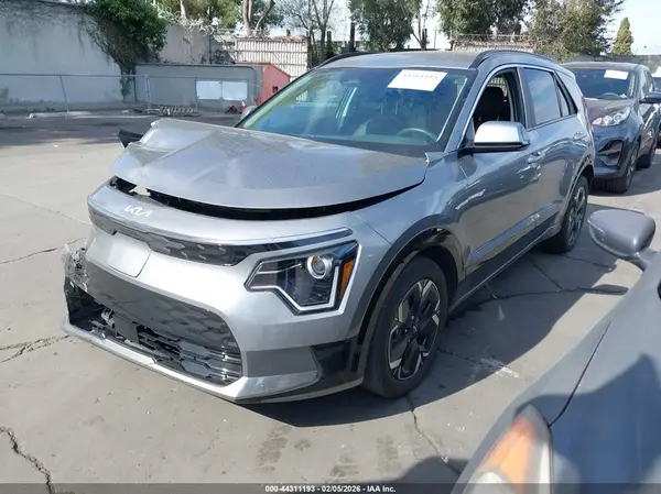 KNDCR3L17S5144272 2025 KIA NIRO - Image 2