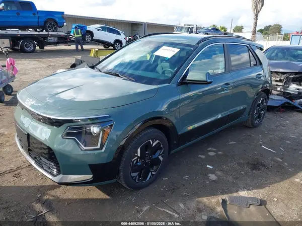 KNDCR3L17S5144899 2025 KIA NIRO - Image 2