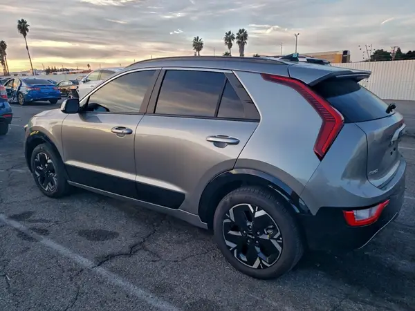 KNDCR3L17S5145180 2025 KIA NIRO - Image 2