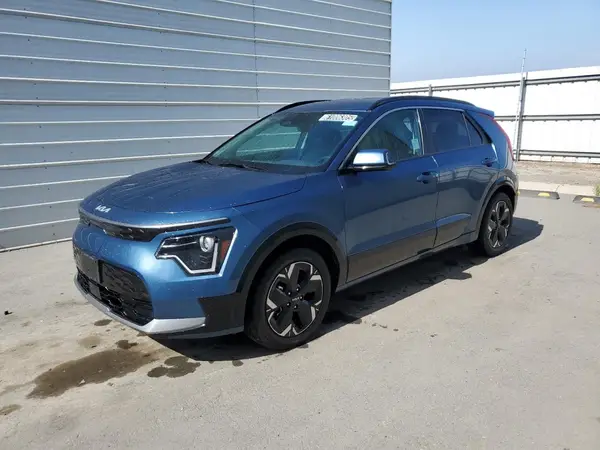 KNDCR3L18P5022625 2023 KIA NIRO - Image 1