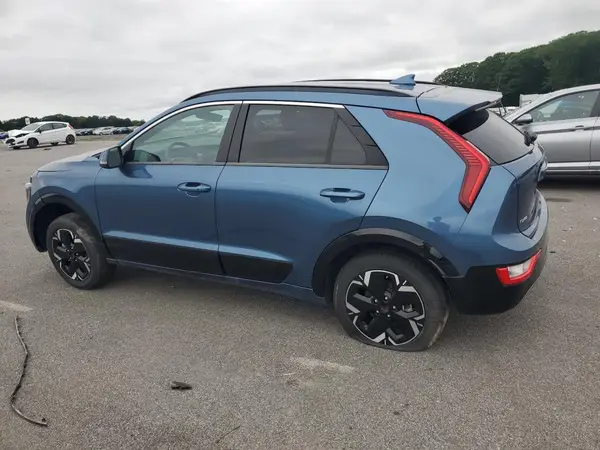 KNDCR3L18P5024861 2023 KIA NIRO - Image 2