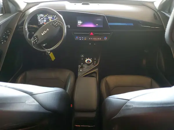 KNDCR3L18P5028456 2023 KIA NIRO - Image 8