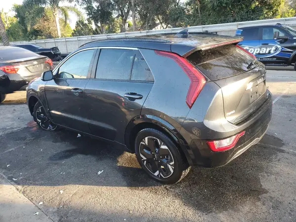 KNDCR3L18P5036251 2023 KIA NIRO - Image 2