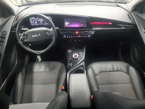KNDCR3L18P5045189 2023 KIA NIRO - Image 8