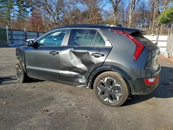 KNDCR3L18P5045984 2023 KIA NIRO - Image 2