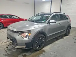 KNDCR3L18P5053969 2023 KIA NIRO