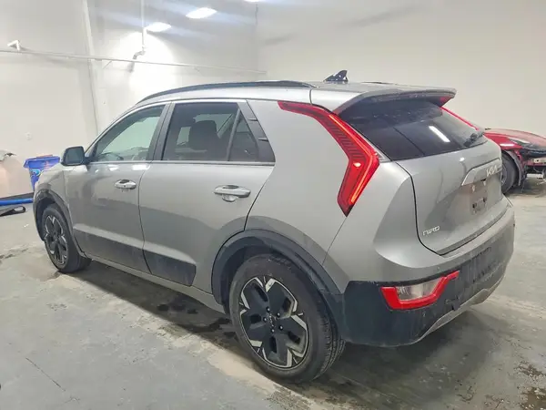 KNDCR3L18P5053969 2023 KIA NIRO - Image 2