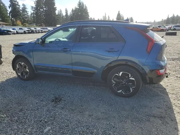 KNDCR3L18P5065295 2023 KIA NIRO - Image 2