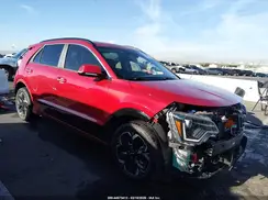 KNDCR3L18P5067693 2023 KIA NIRO