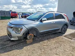KNDCR3L18P5072425 2023 KIA NIRO
