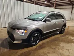 KNDCR3L18P5072683 2023 KIA NIRO