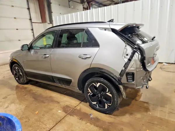 KNDCR3L18P5072683 2023 KIA NIRO - Image 2