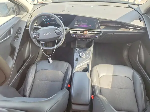 KNDCR3L18P5072800 2023 KIA NIRO - Image 8