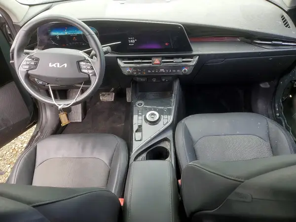 KNDCR3L18R5081502 2024 KIA NIRO - Image 8