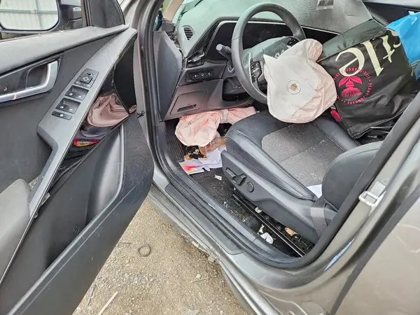 KNDCR3L18R5081760 2024 KIA NIRO - Image 8