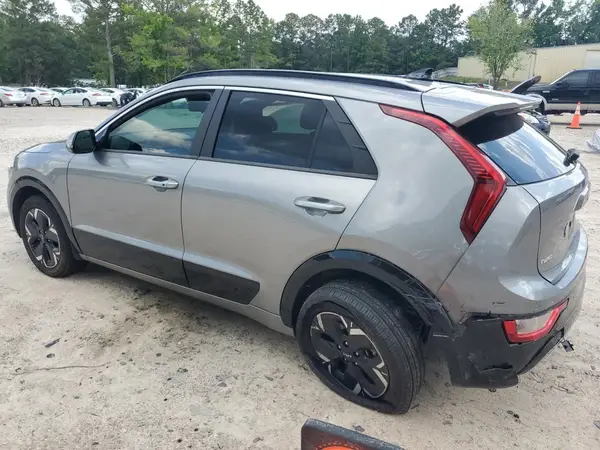 KNDCR3L18R5098056 2024 KIA NIRO - Image 2