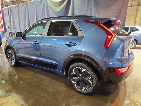 KNDCR3L18R5108620 2024 KIA NIRO - Image 2