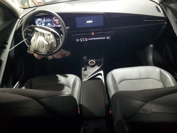 KNDCR3L18R5113400 2024 KIA NIRO - Image 8