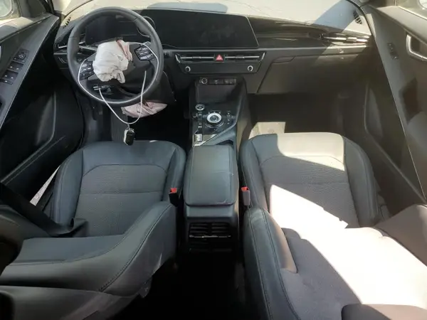 KNDCR3L18R5113820 2024 KIA NIRO - Image 8