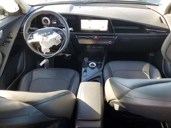 KNDCR3L18R5115924 2024 KIA NIRO - Image 8