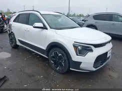 KNDCR3L18R5117446 2024 KIA NIRO