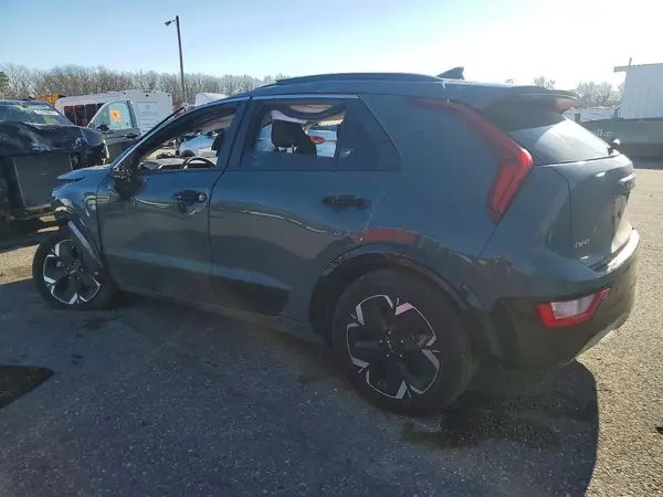 KNDCR3L18R5123196 2024 KIA NIRO - Image 2
