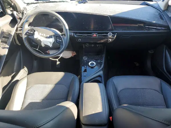 KNDCR3L18R5123196 2024 KIA NIRO - Image 8