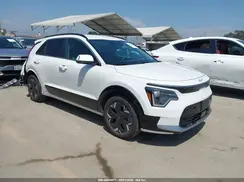 KNDCR3L18S5139839 2025 KIA NIRO