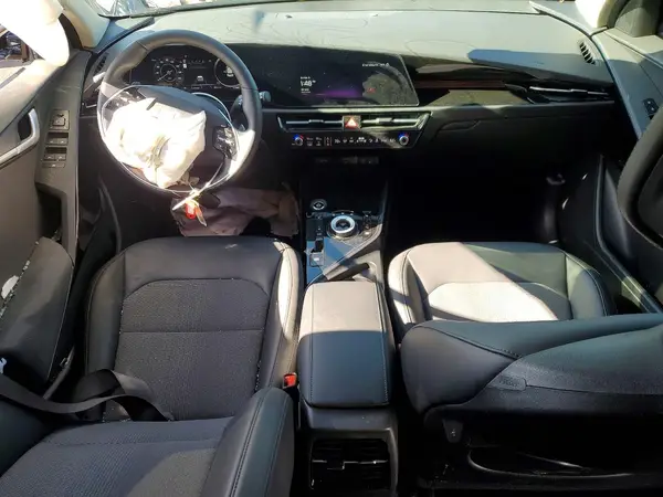 KNDCR3L18S5141994 2025 KIA NIRO - Image 8