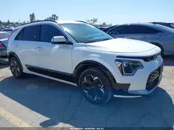 KNDCR3L18S5144068 2025 KIA NIRO