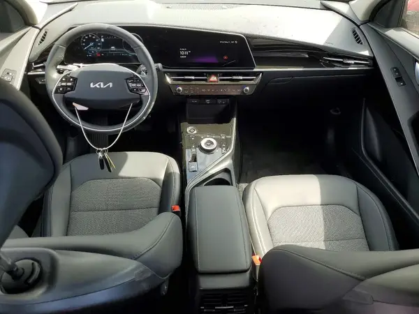 KNDCR3L18S5145351 2025 KIA NIRO - Image 8