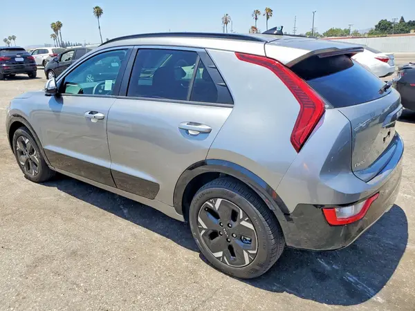 KNDCR3L18S5145429 2025 KIA NIRO - Image 2