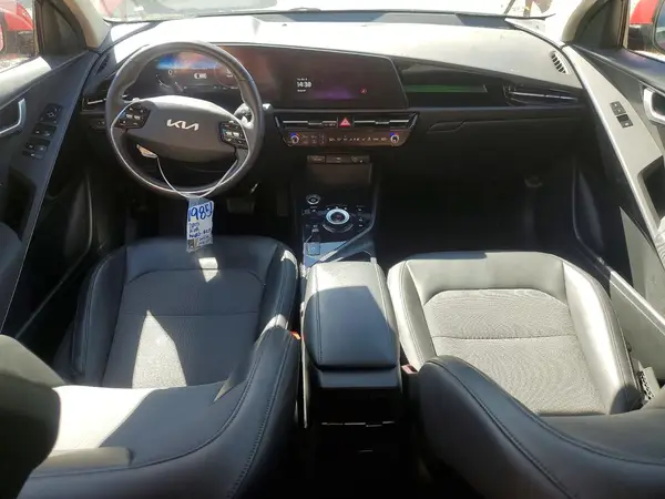 KNDCR3L19P5022665 2023 KIA NIRO - Image 8