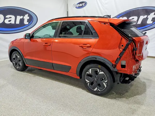 KNDCR3L19P5022889 2023 KIA NIRO - Image 2