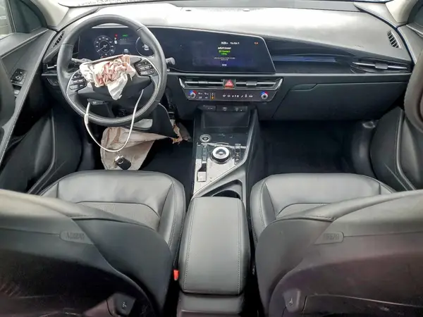 KNDCR3L19P5024061 2023 KIA NIRO - Image 8