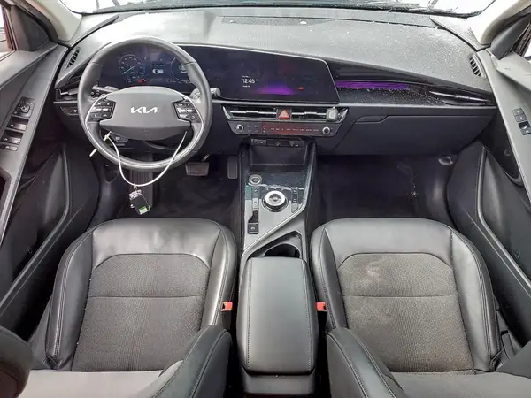 KNDCR3L19P5026036 2023 KIA NIRO - Image 8