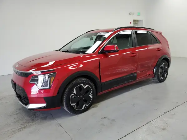 KNDCR3L19P5026425 2023 KIA NIRO - Image 1