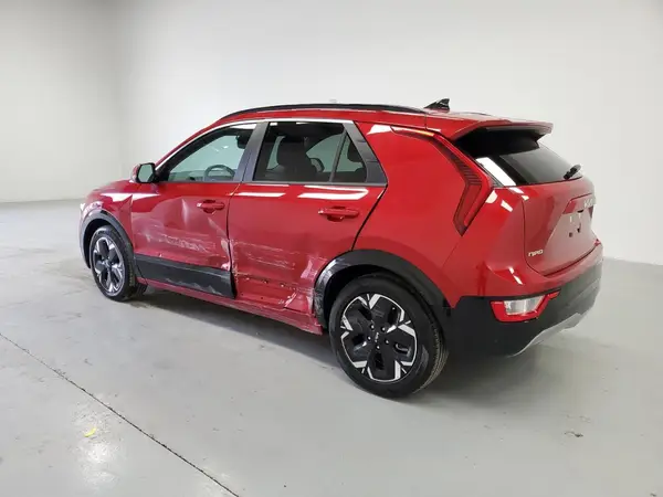 KNDCR3L19P5026425 2023 KIA NIRO - Image 2