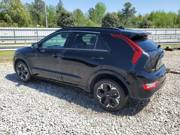 KNDCR3L19P5026490 2023 KIA NIRO - Image 2