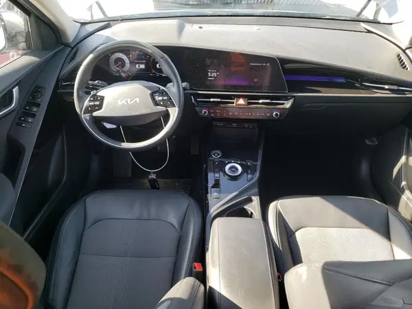 KNDCR3L19P5028224 2023 KIA NIRO - Image 8