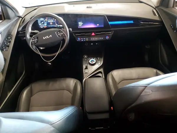 KNDCR3L19P5029938 2023 KIA NIRO - Image 8