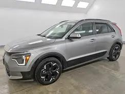 KNDCR3L19P5034086 2023 KIA NIRO